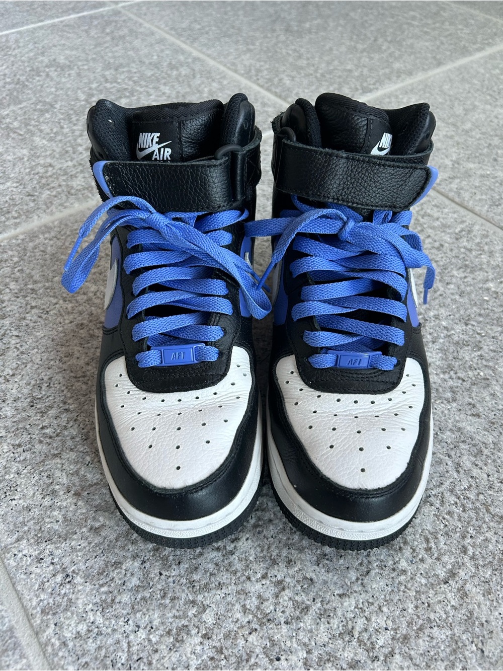 Nike Air Force 1 Ladies 7.5 High Top Sneakers Custom Color Laces Combo